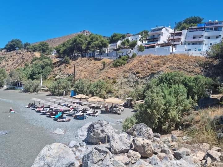 Kalymnos Platy Gialos Mousellis Makis Apartments Panormos  Dış mekan fotoğraf