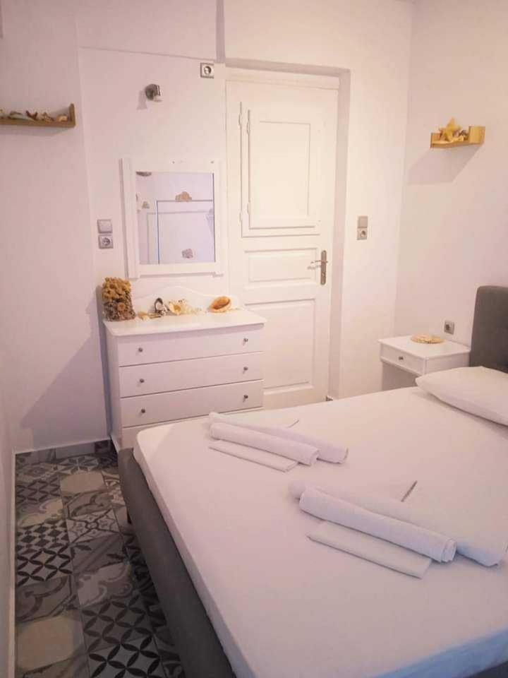 Kalymnos Platy Gialos Mousellis Makis Apartments Panormos  Dış mekan fotoğraf