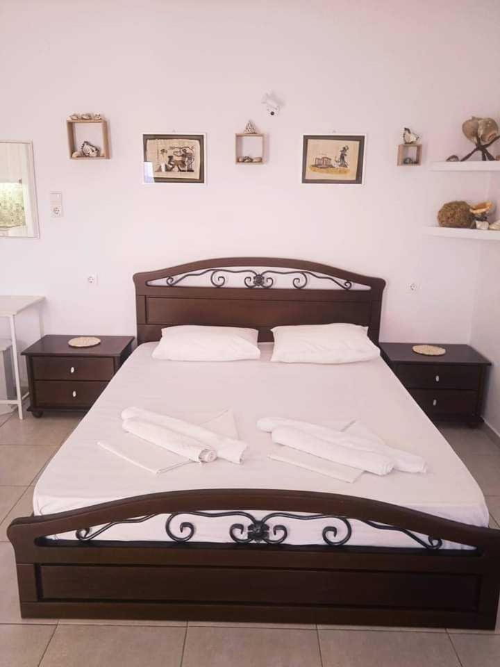 Kalymnos Platy Gialos Mousellis Makis Apartments Panormos  Dış mekan fotoğraf