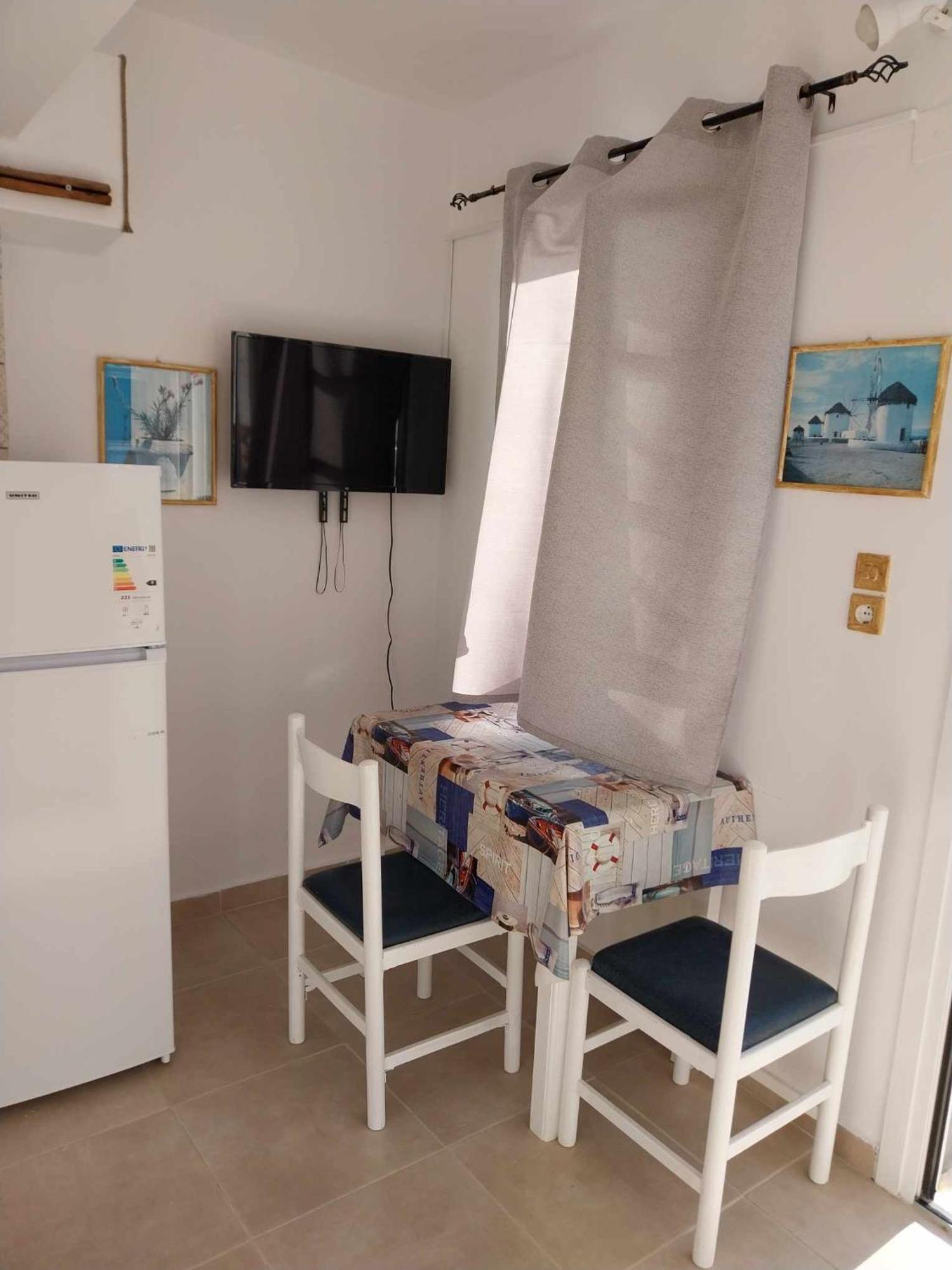 Kalymnos Platy Gialos Mousellis Makis Apartments Panormos  Dış mekan fotoğraf