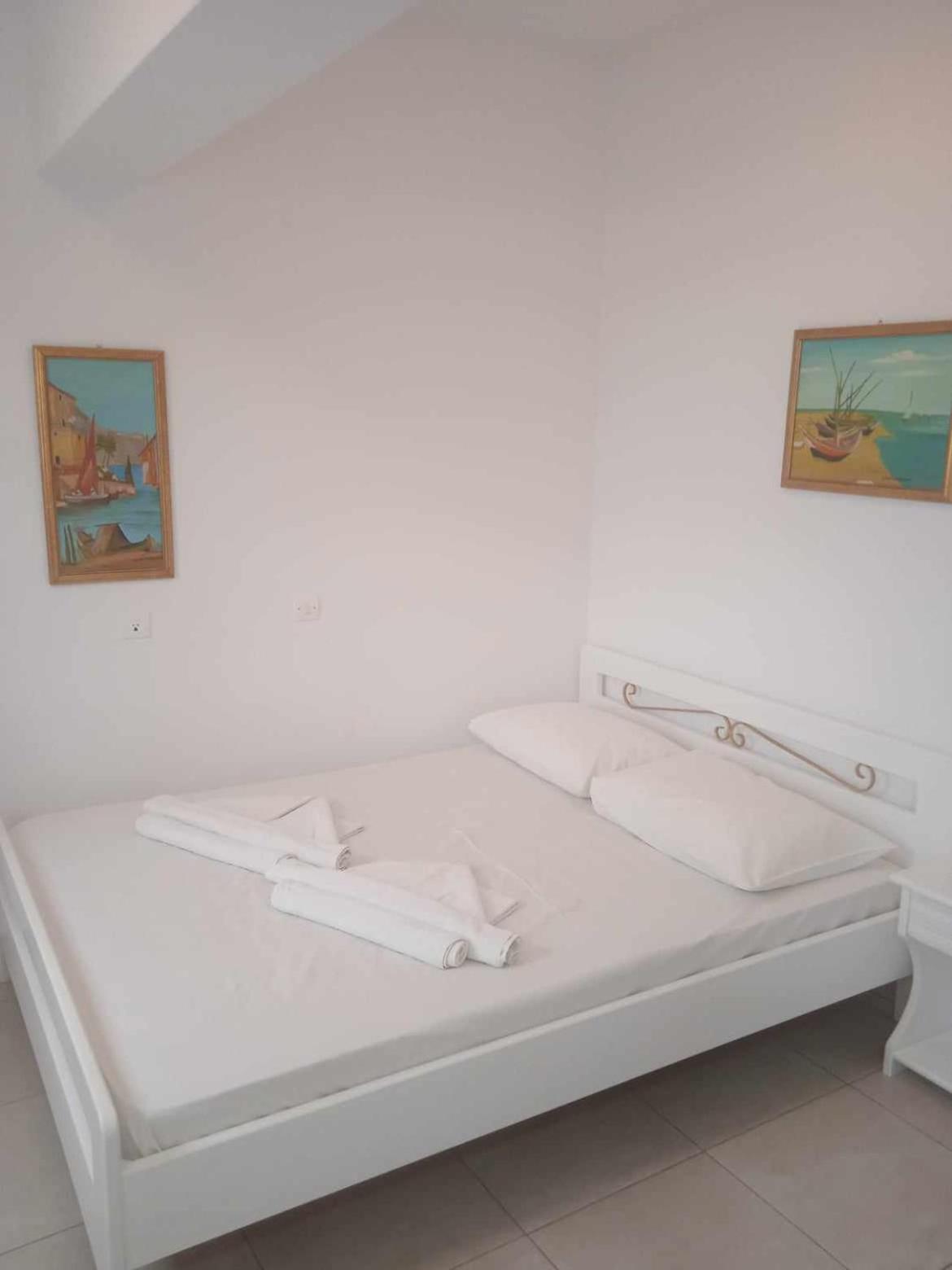 Kalymnos Platy Gialos Mousellis Makis Apartments Panormos  Dış mekan fotoğraf