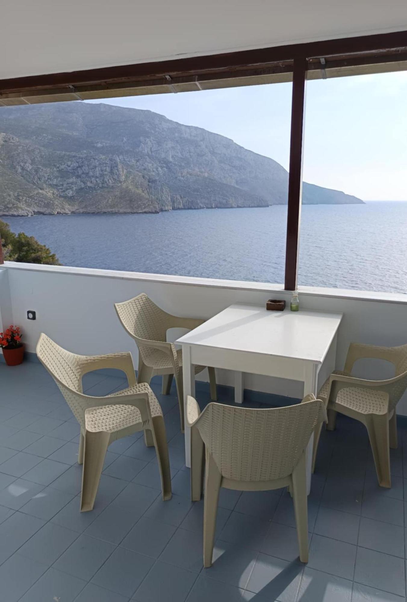 Kalymnos Platy Gialos Mousellis Makis Apartments Panormos  Dış mekan fotoğraf